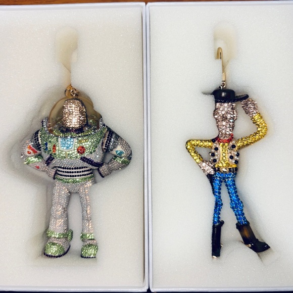 BaubleBar Disney Pixar Bag Charms - BUZZLIGHTYEAR AND WOODY BAG CHARM LOT. - Picture 4 of 8